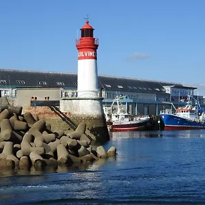 Au Bout Du Port Guilvinec